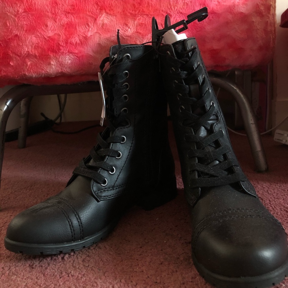 Black Boots